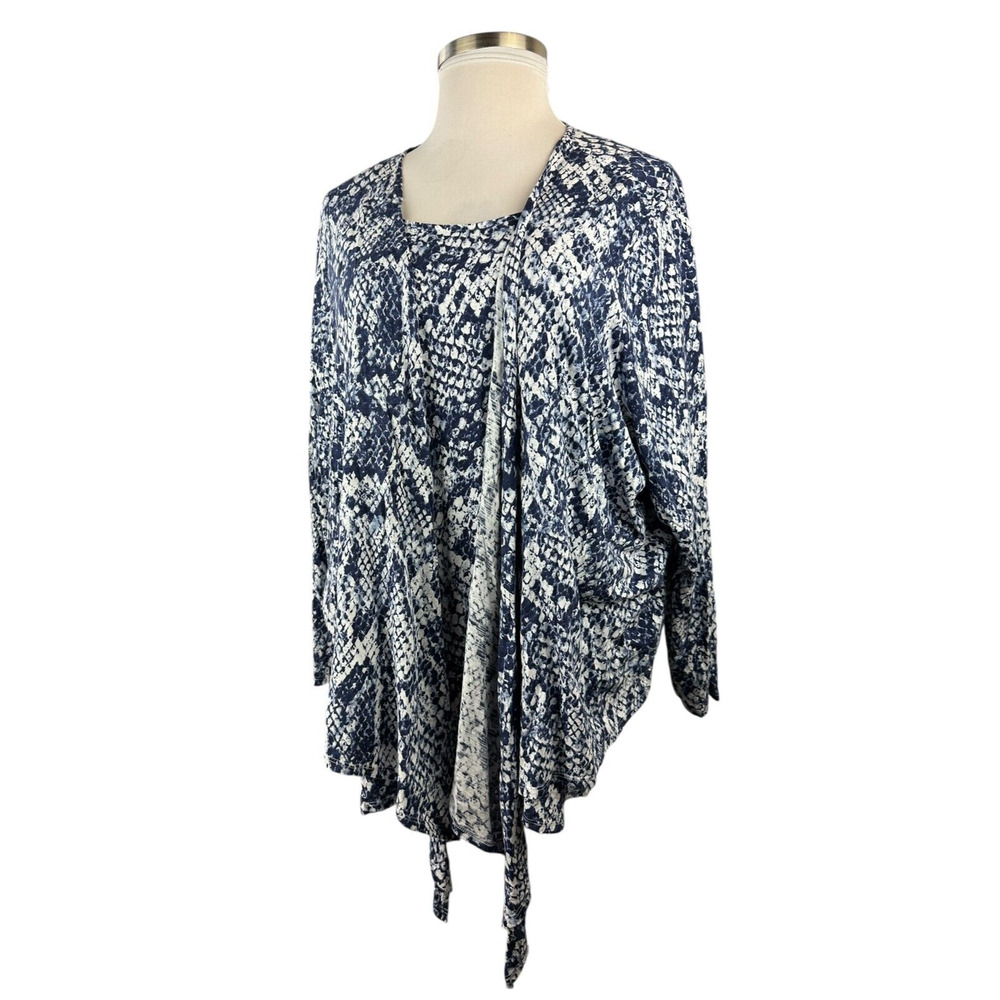 Belle Kim Gravel Printed Slub Knit Shrug and Tank Set Indigo Snake Plus Size 4X - Picture 10 of 16